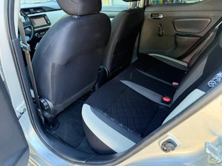 Nissan Micra Nissan Micra 1.5 dCi N-Connecta Navi Clima Cruise DAB+ PDC - afbeelding nr 11