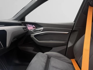 Audi e-tron Audi E-tron Sportback Pano 55 quattro 408PK | 3x S-Line | Virtual Mirrors | Matrix LED | 21