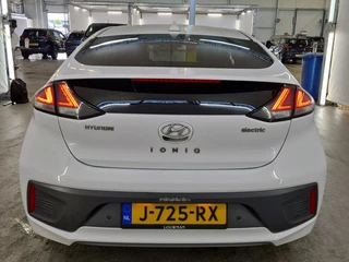 Hyundai IONIQ Hyundai IONIQ Premium EV 38 kWh SOH 100% - afbeelding nr 9