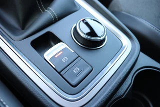 SEAT Ateca SEAT Ateca 1.5 TSI Xperience Business Intense. Panorama dak, dode hoek detector, navigatie - afbeelding nr 30
