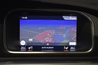 Volvo V40 Volvo V40 T3 153pk Polar+ Sport | Panodak | Camera | Keyless | Styling Kit - afbeelding nr 36