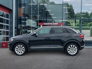 Volkswagen T-Roc Volkswagen T-Roc 1.5 TSI DSG SPORT TREKHAAK/CAMERA/NAVI/CARPLAY/ACC/STOELVERW/E-KLEP - afbeelding nr 8