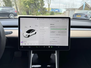 Tesla Model 3 Tesla Model 3 Range Plus | Autopilot | Panorama | Leder | Navi | Autopilot | Panorama | Leder | - afbeelding nr 10
