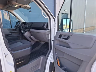 Volkswagen Crafter Volkswagen Crafter 35 2.0 TDI L3H3 Highline AIRCO / CRUISE CONTROLE / NAVI / CAMERA / TREKHAAK / CARPLAY - afbeelding nr 31