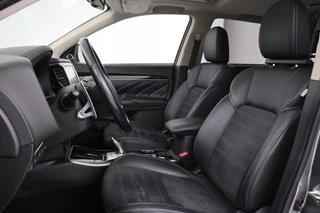 Mitsubishi Outlander Mitsubishi Outlander 2.4 PHEV Intense+ | Schuifdak | Stoelverwarming |  360 camera | Carplay | Navigatie | Full LED | Stuurverwarming | Keyless | Dodehoek detectie - afbeelding nr 5