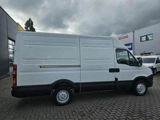 Iveco Daily Iveco Daily 35S15V 330 L2H2 Airco 146 PK 3500 KG euro 5 - afbeelding nr 15