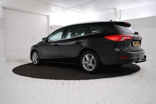 Ford Focus Ford Focus Wagon 1.5 EcoBlue Connected Trekhaak, Airco, Camera, Cruise Control - afbeelding nr 2
