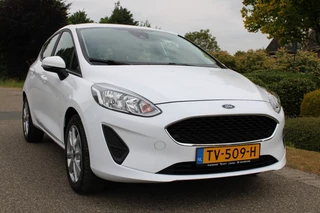 Ford Fiesta Ford Fiesta 1.1 Trend airco/navi/cruise/carplay+android auto/lm velgen 5-drs - afbeelding nr 17