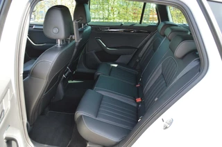 Škoda Superb Skoda Superb Combi 1.4 TSI 218 pk  iV Laurin & Klement PHEV trekhaak - afbeelding nr 6