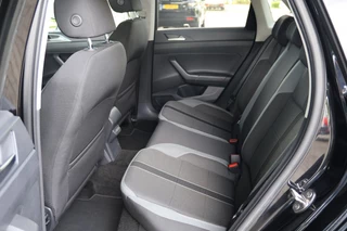 Volkswagen Polo Volkswagen Polo 1.0 TSI R-Line *Panorama*Clima*Parkeersensoren*Navi - afbeelding nr 14