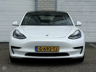 Tesla Model 3 Tesla Model 3 Standard RWD Plus 60 kWh Trekhaak 19