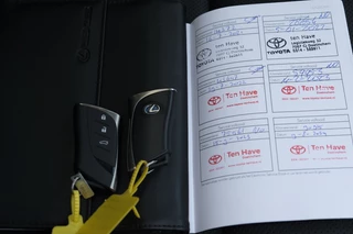 Lexus ES Lexus ES 300h Hybrid Business Line Automaat | Schuif / kantel dak | Alarm - afbeelding nr 6