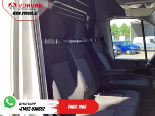 Volkswagen Crafter Volkswagen Crafter 35 2.0 TDI 140 pk L3H3 EXPORT ONLY Carplay/ Alarm/ Airco/ DAB+/ Cruise/ Navi/ Trekhaak/ PDC - afbeelding nr 11