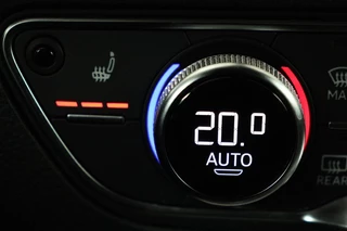 Audi Q5 Audi Q5 50 TFSIe quattro S edition | Panoramadak | Trekhaak | Adaptive cruise | Massage | Luchtvering | Camera | Stoelverwarming | Carplay | Half leder | Virtual Cockpit | Audi Exclusive Lak - afbeelding nr 9