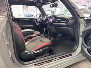 MINI Cooper MINI Cooper John Works 2.0 JCW 230pk Panodak Kuipstoelen Clima Navi Cruise Incl 12Mnd Garantie - afbeelding nr 17