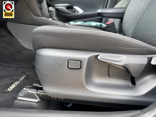 Toyota Yaris Cross Toyota Yaris Cross 1.5 Hybrid Active Business | Keyless | Navi | camera | Parkeerse - afbeelding nr 18