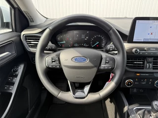 Ford Focus Ford Focus 1.0 Hybrid Connected NAP Navi PDC Led super staat! - afbeelding nr 20