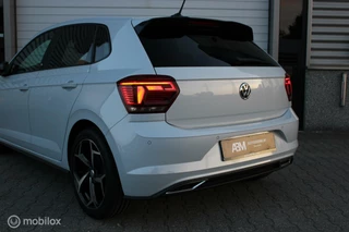 Volkswagen Polo Volkswagen Polo 1.0 TSI 90PK R-Line VIRTUAL BEATS NAVIGATIE - afbeelding nr 20