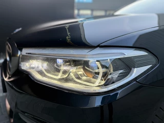 BMW 5 Serie BMW 5-serie M550i xDrive M-Pakket|Pano|Softclose|B&W|Alcantara|360|Leder - afbeelding nr 16