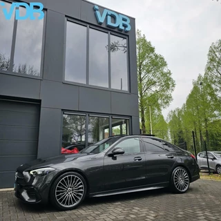 Mercedes-Benz C-Klasse Mercedes C-klasse C180 AMG PANO 360 MEMORY BURMESTER VOL!!! - afbeelding nr 2