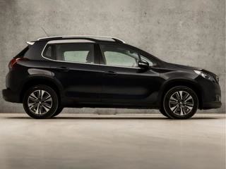 Peugeot 2008 Automaat (APPLE CARPLAY, NAVIGATIE, CLIMATE, LEDER, CRUISE, SPORTSTOELEN, PARKEERSENSOREN, CRUISE, NIEUWE APK, NIEUWSTAAT) - afbeelding nr 4