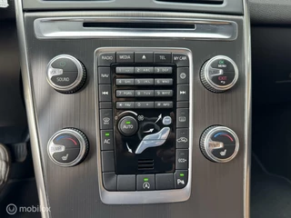 Volvo XC60 Volvo XC60 2.0 D4 | Grijs kenteken | 1800 kg trekgewicht | Stoelverwarming | - afbeelding nr 17