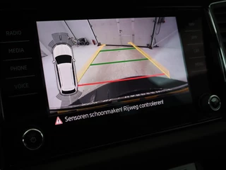 Škoda Kodiaq Skoda Kodiaq 1.4 TSI Ambition 7-persoons | Panoramadak |  Stoel & stuurverwarming | Adaptive cruise | Trekhaak | Carplay | Full LED | Navigatie - afbeelding nr 15