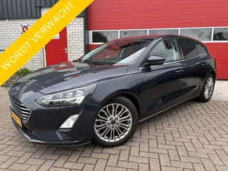 Ford Focus Ford Focus 1.0 EcoBoost Titanium Business FULL LED / KEYLESS / CAMERA / STOELVERW / STUURVERW / ACC / PDC / NL-AUTO - afbeelding nr 1