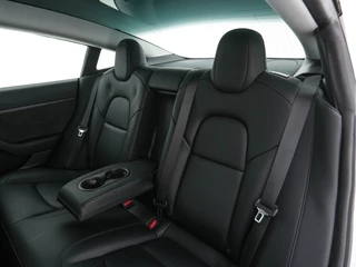 Tesla Model 3 (INCL-BTW) Aut. *PANO | AUTO-PILOT | NAPPA-LEATHER | KEYLESS | FULL-LED | MEMORY-PACK | SURROUND-VIEW | DAB | CARPLAY | DIGI-COCKPIT | LANE-ASSIST | COMFORT-SEATS | 19