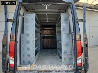Iveco Daily Iveco Daily 50C18 3.0L Automaat L2H2 Dubbellucht 3,5t Trekhaak Airco Cruise Euro6 L2 12m3 Airco Trekhaak Cruise control - afbeelding nr 3