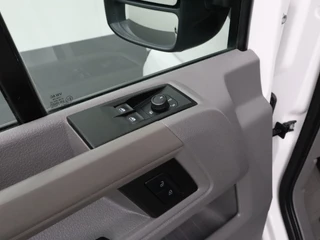 Volkswagen Crafter Volkswagen Crafter 2.0TDI 140PK DSG Automaat L3H3 | Kastinrichting | Navigatie | Camera | Airco | Cruise - afbeelding nr 9