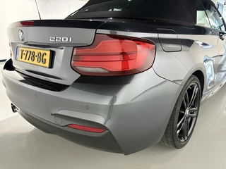 BMW 2 Serie BMW 2-serie Cabrio 220i M Sport 184pk AUT LCI|Facelift|H&K|18''|Leder|Navi|Shodowline|Dealer onderhouden| - afbeelding nr 28