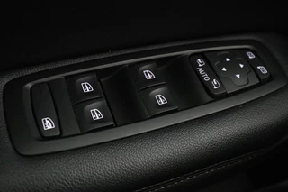 Renault Mégane Renault Mégane 1.6 E-Tech Plug-In Hybrid Business Edition One | Head-Up | Leder | Stoel & stuurverwarming | Camera | BOSE Sound | Keyless | Navigatie | Full LED - afbeelding nr 36