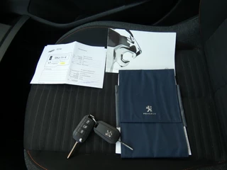 Peugeot 208 Peugeot 208 1.2 PT ALLURE PACK Automaat,Navi,Cruise,PDC - afbeelding nr 21