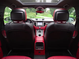 Porsche Macan Porsche Macan 3.0 S 258PK PDK / GTS ed. CARBON / LED - afbeelding nr 44