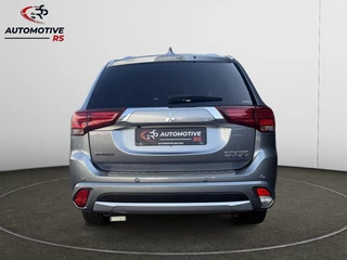 Mitsubishi Outlander Mitsubishi Outlander 2.0 PHEV 4x4 | Luxe | Rockford Audio | 360° Camera | Navi | Schuif-/kanteldak - afbeelding nr 8