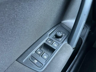 Volkswagen Tiguan Volkswagen Tiguan 1.5 TSI Life Adaptive Cruise Stuurwielverwarming CarPlay Navi Cruise Climate - afbeelding nr 21
