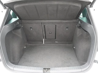 SEAT Ateca - Navigatie - 360 gr. camera - 19 inch LM velgen - Sportstoelen - 1.600 KG. trekgewicht - 12 maanden garantie - afbeelding nr 42