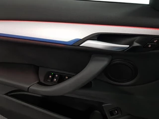 BMW X1 BMW X1 sDrive18i Steptronic M-Sport Executive | Lederen Bekleding | Navigatie | Climate Control | Camera | Parkeer Sensoren - afbeelding nr 20