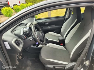 Toyota Aygo Toyota Aygo 1.0 VVT-i x Airco, lm, achteruitrijcamera. - afbeelding nr 10