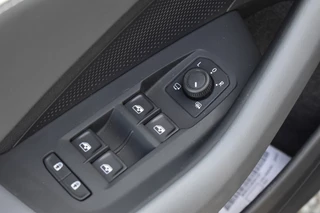 Volkswagen Passat 360°CAMERA/MASSAGE/TREKHAAK - afbeelding nr 18