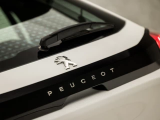 Peugeot 208 (APPLE CARPLAY, GROOT NAVI, PARKEERSENSOREN, SPORTSTOELEN, LANE ASSIST, NIEUWE APK, NIEUWSTAAT) - afbeelding nr 28
