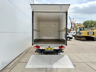 Mercedes-Benz Sprinter Mercedes-Benz Sprinter 315 1.9 CDI Automaat Laadklep Airco Cruise Control Carplay Bakwagen Meubelbak Koffer - afbeelding nr 12
