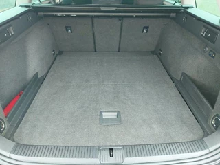 Volkswagen Passat Volkswagen Passat Variant 1.5 TSI Comfort Business Automaat, airco,cruise,navigatie,trekhaak,parkeersensoren, - afbeelding nr 9