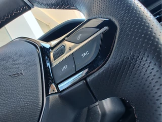 Peugeot 3008 Massagestoelen | Stoelverwarming | 19