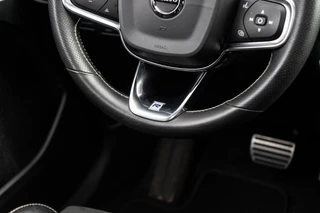 Volvo XC40 Volvo XC40 2.0 T4 R-Design Pano / Camera / ACC - afbeelding nr 22