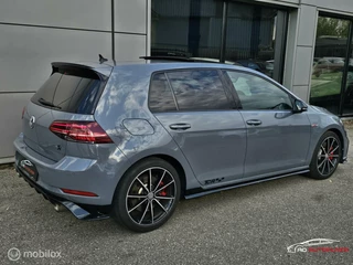 Volkswagen Golf Volkswagen Golf 2.0 TSI GTI TCR Panorama/Akrapovic/Keyless/290 pk - afbeelding nr 2