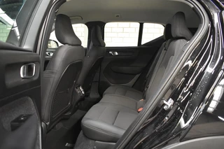 Volvo XC40 Volvo XC40 T2 129pk Aut. Business Pro | Driver Assist | Park Assist | BLIS - afbeelding nr 14