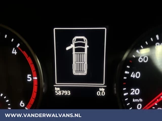 Volkswagen Crafter Volkswagen Crafter 2.0 TDI L3H3 L2H2 Euro6 Airco | Trekhaak | Parkeersensoren Bijrijdersbank - afbeelding nr 16