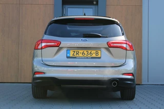 Ford Focus Ford Focus Wagon 1.0 125pk Titanium | Pano | Full LED | B&O - afbeelding nr 15